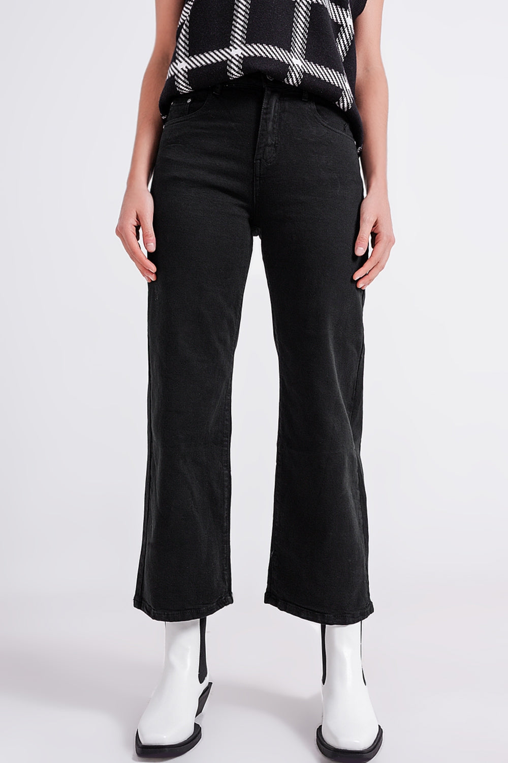 Vaqueros capri anchos en negro de – Szua Store