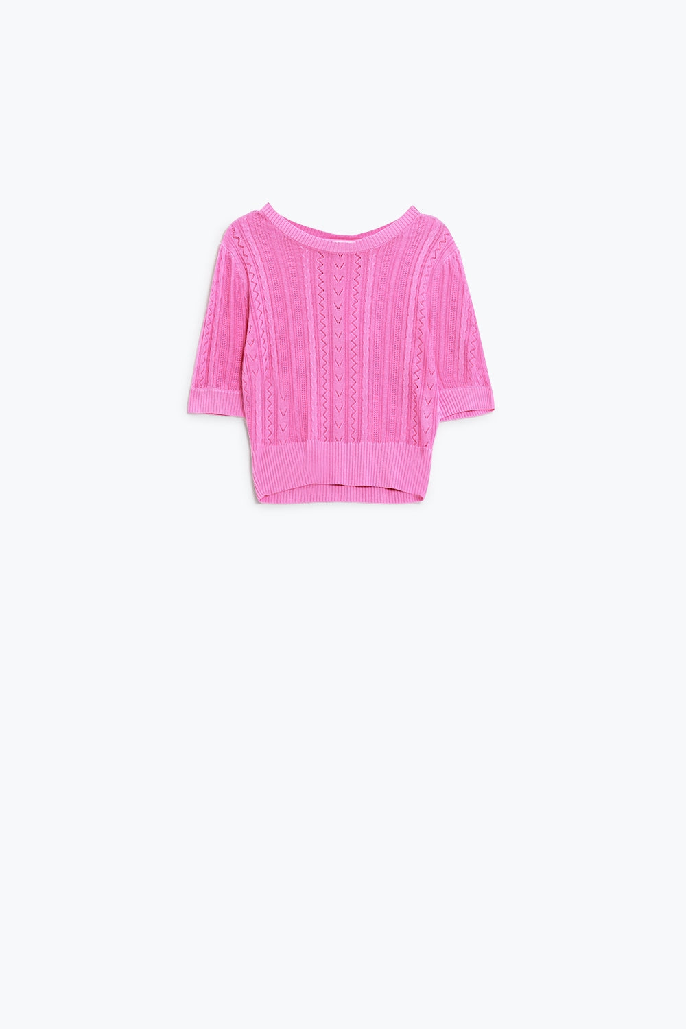 3/4 sleeves fuchsia knit sweater with zig zag stripes details