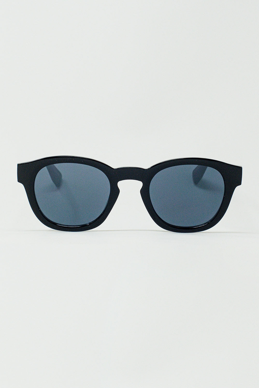 Q2 90's Round Sunglasses With Black Tinted Lenses and Black Frame