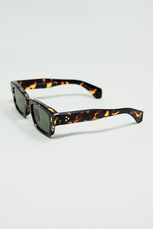 Amber Sunglasses with Dark Green Oval Lenses