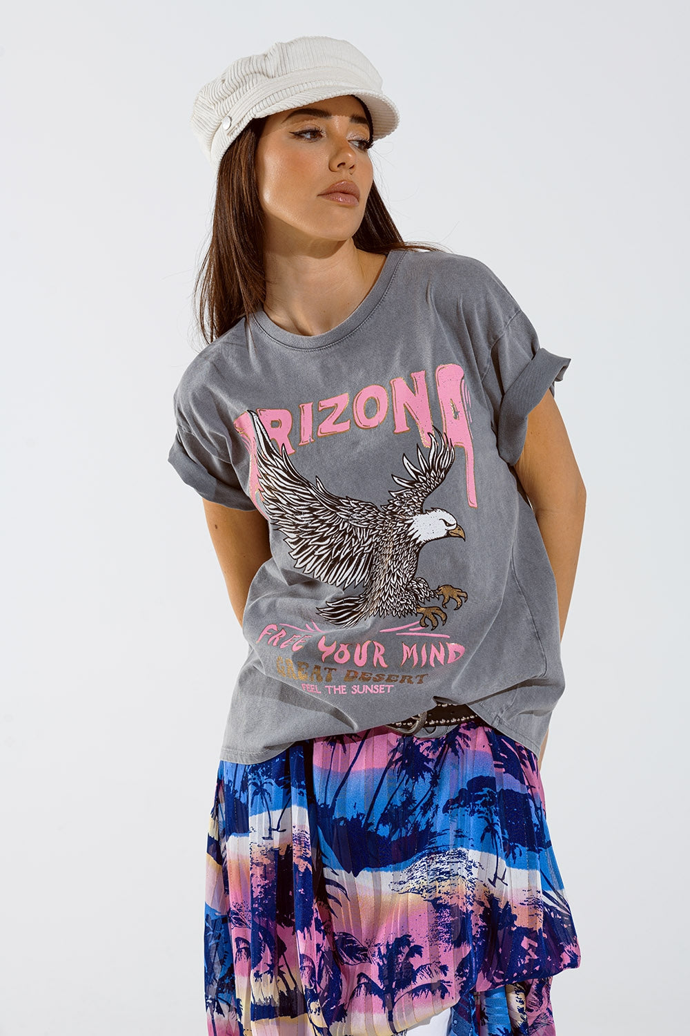 Q2 Arizona T-shirt with Eagle Digital Print in Grey