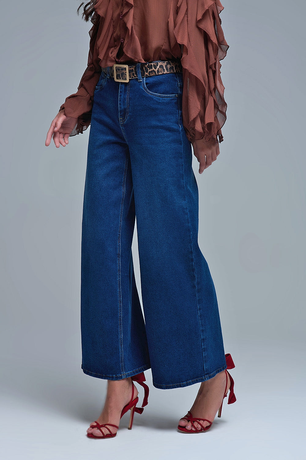 Basic Stretch Jeans with Wide Leg in Deep Blue