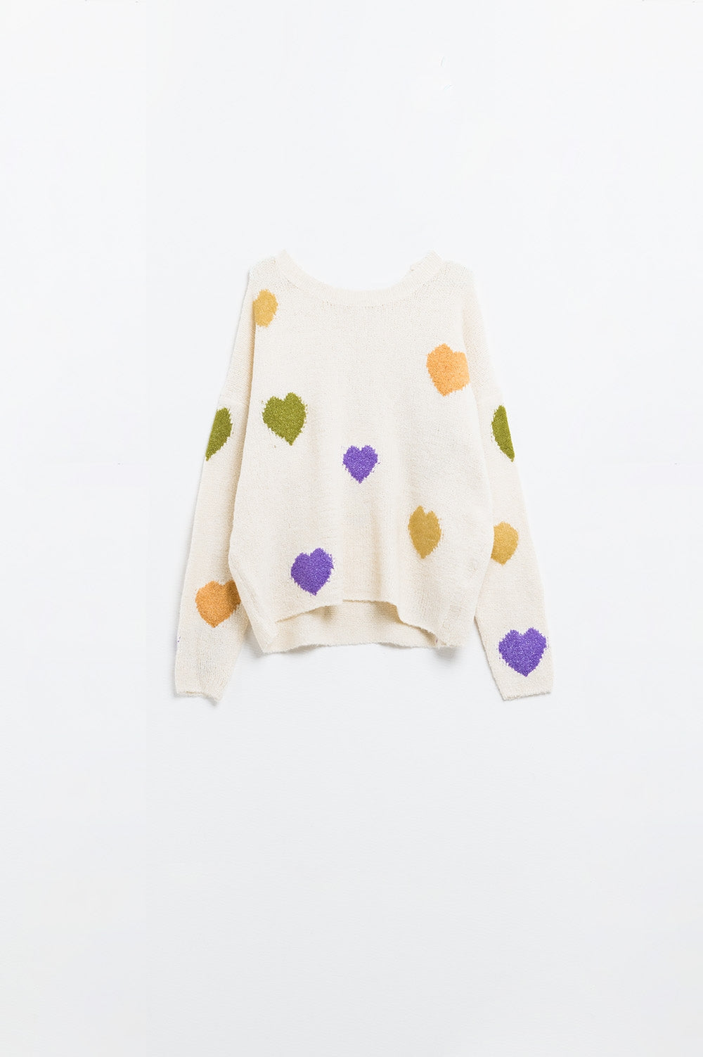 Q2 Beige sweater with boat neck and heart print