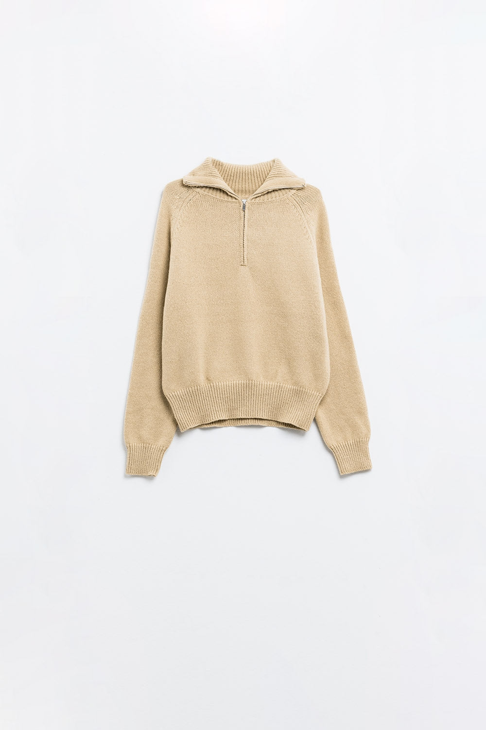 Q2 beige sweater with zipper closure