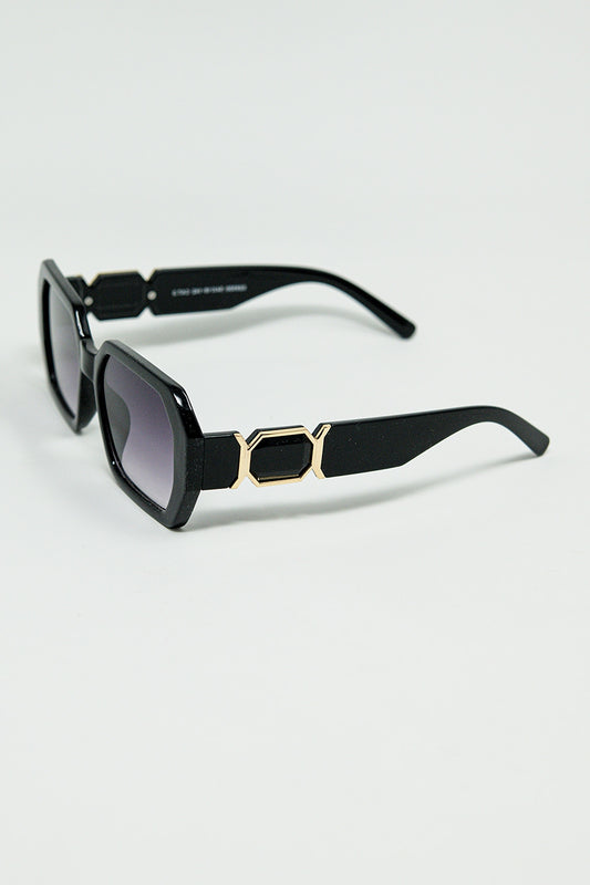 Black Diamond-Shaped Sunglasses and goldden detail