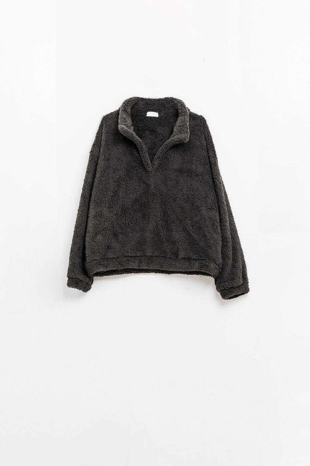 Q2 Black fluffy v-neck sweater