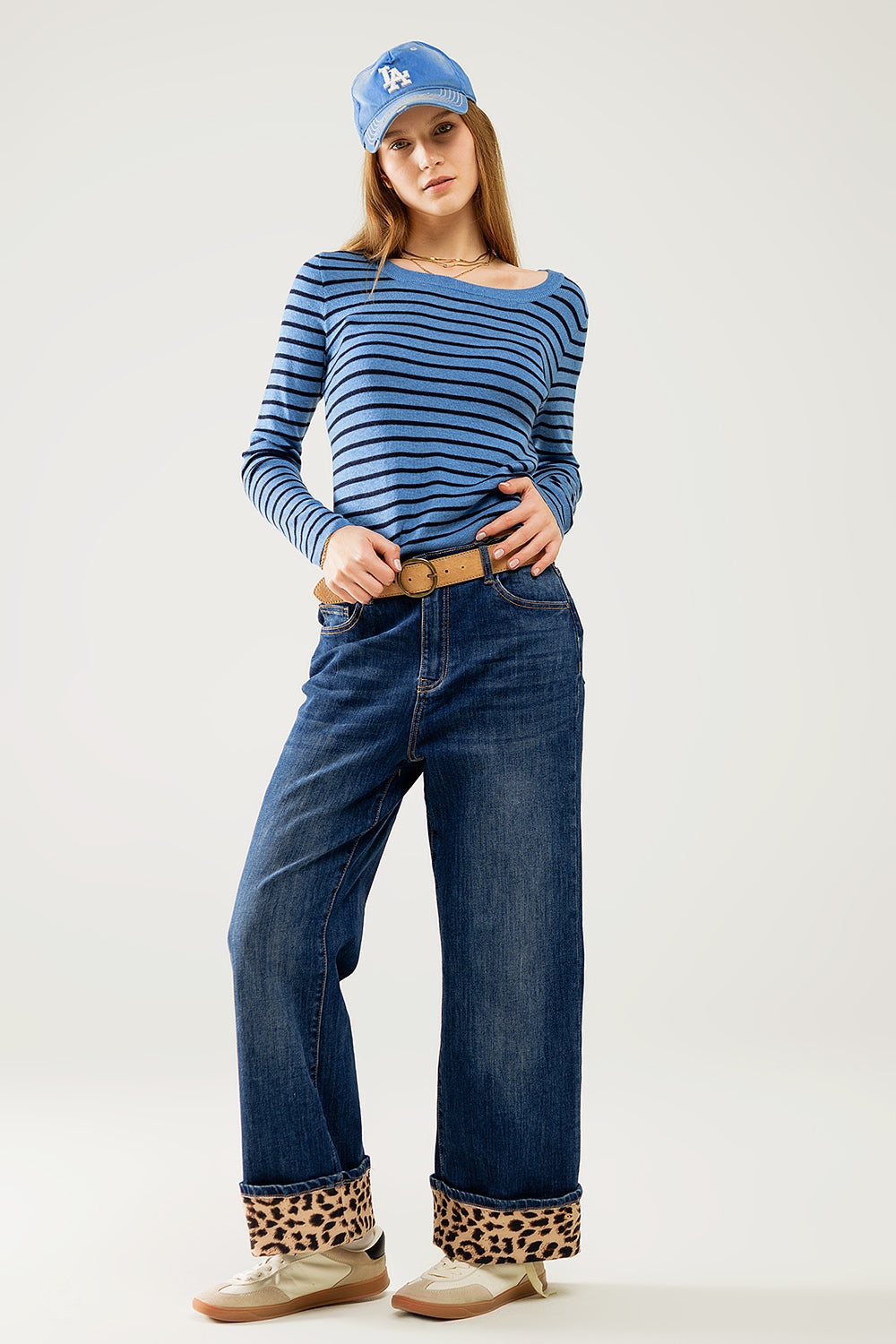 Blue striped fine knit sweater with boat neck