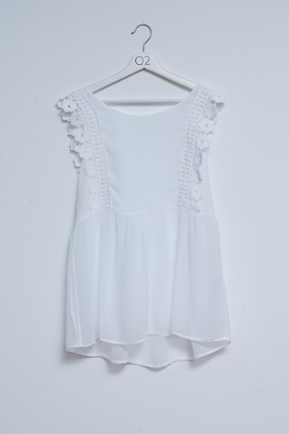 Q2 Broderie frill detail top in white