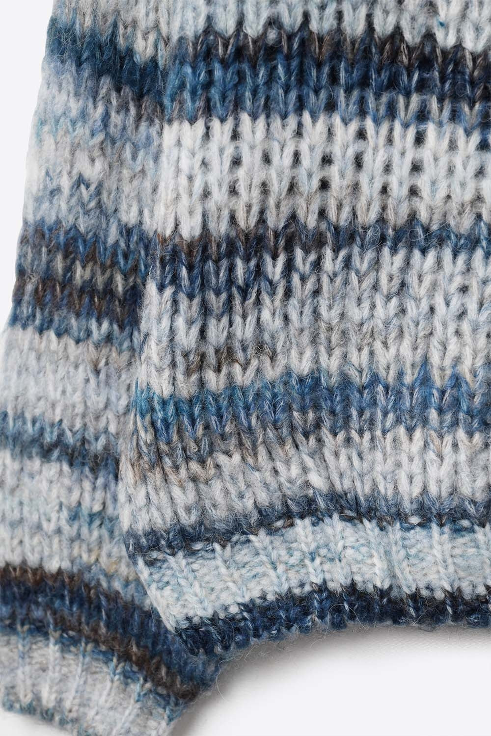 Chunky-knit sweater with marled design in blue