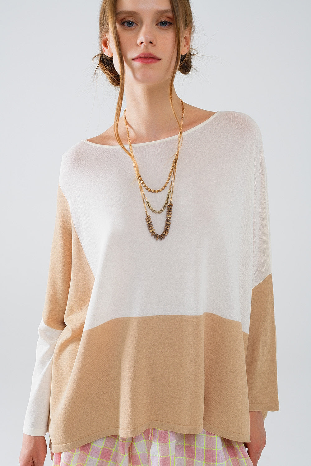 Color Block Bat Wing Sweater In White and Beige