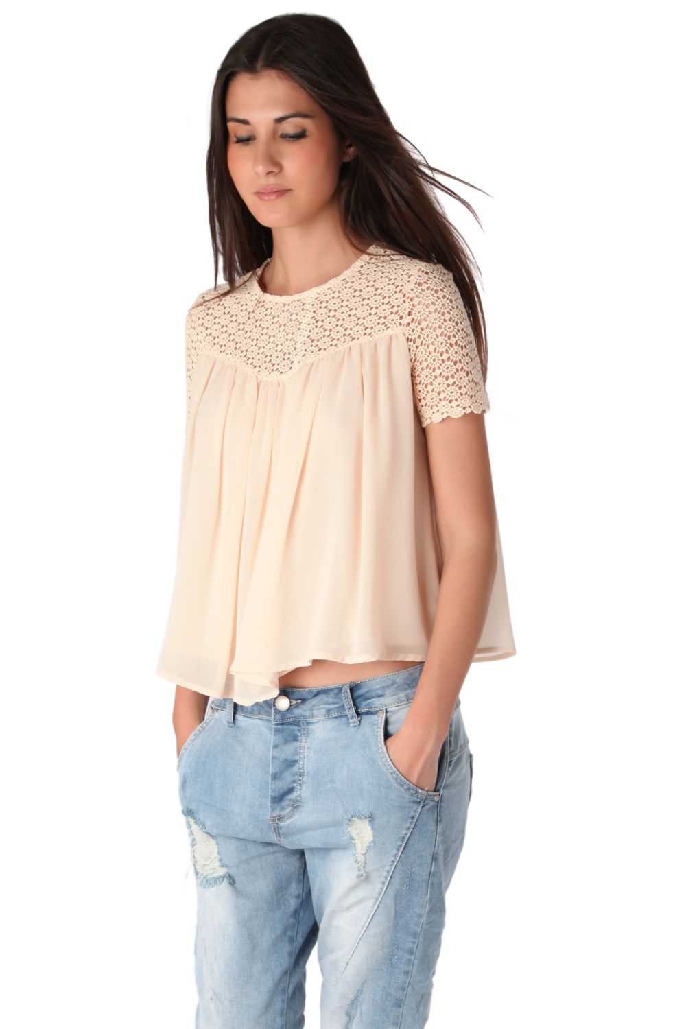 Q2 Coral swing top with floral lace insert