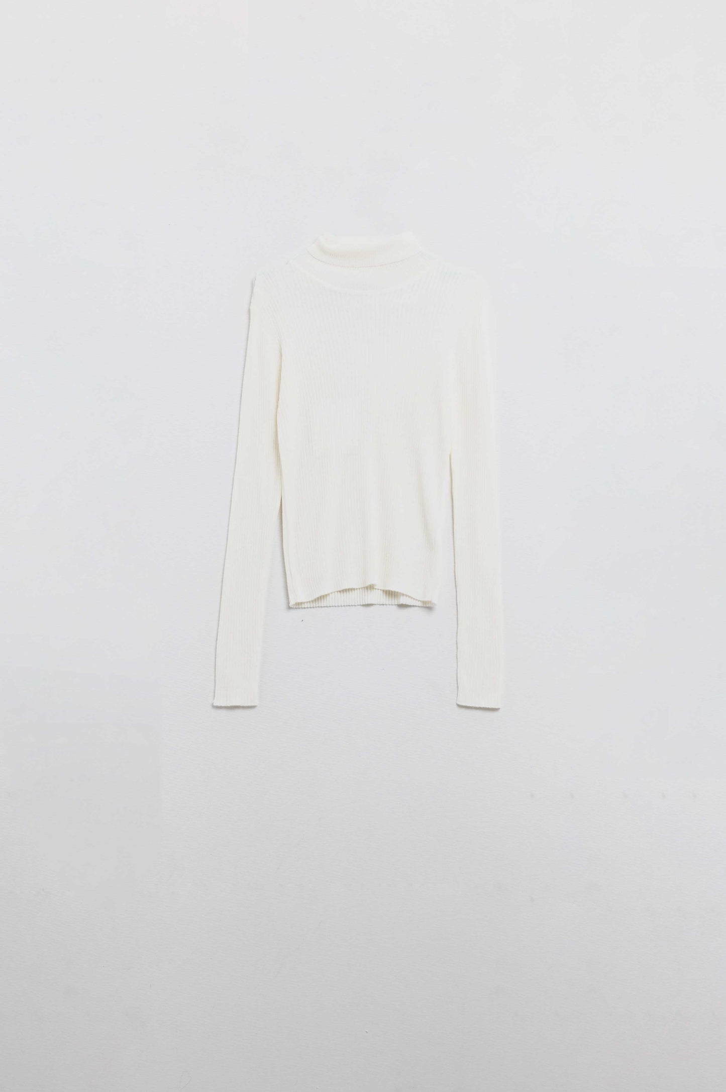 Cream basic ribbed sweater with high neck