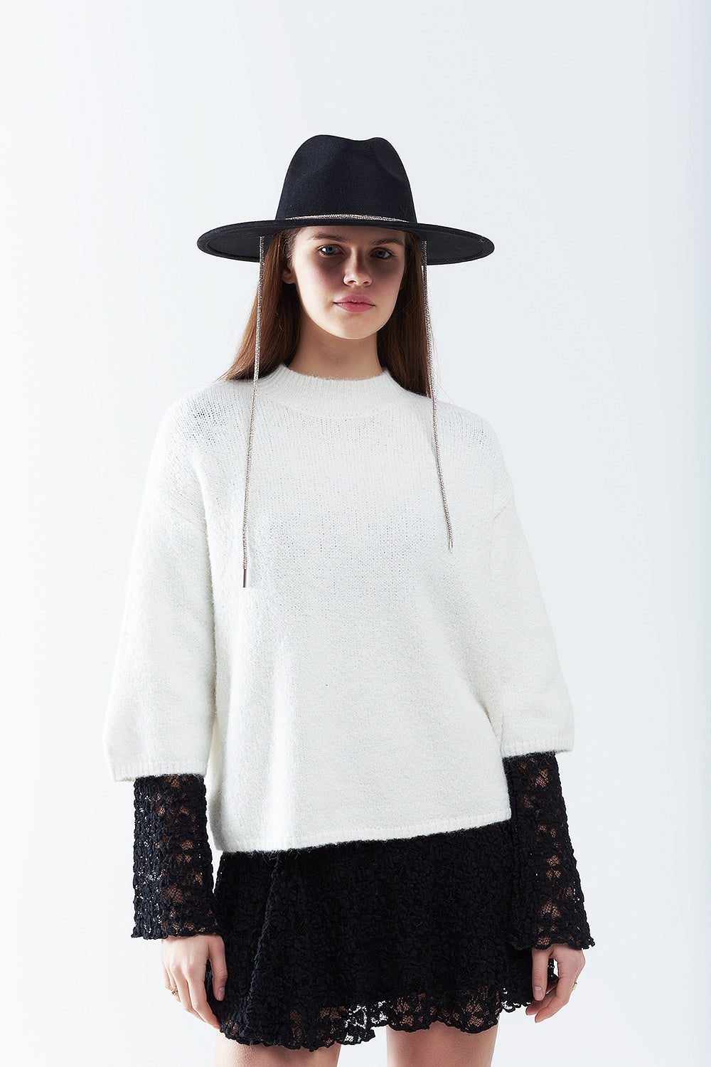 Q2 cream Fluffy sweater with three-quarter sleeves and round neck
