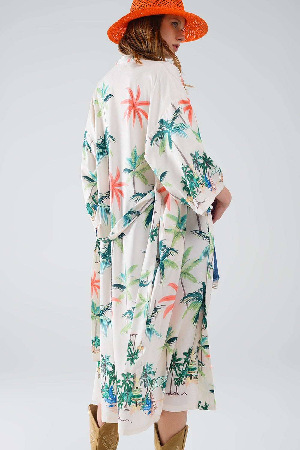 Kimono abierto color crema con estampado playero y largo midi