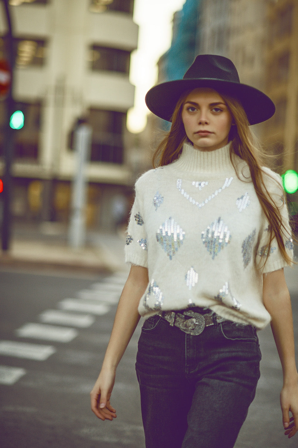 Q2 Cream short sleeve sweater with sequin embellishment