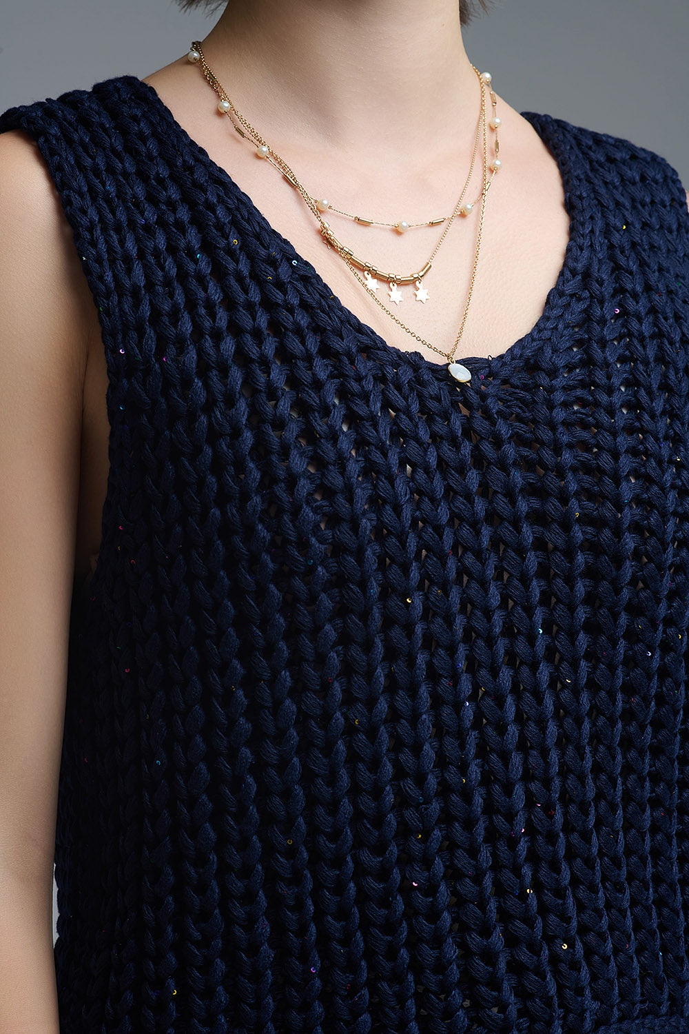 Crochet Cropped Vest in Navy With sequins Thread