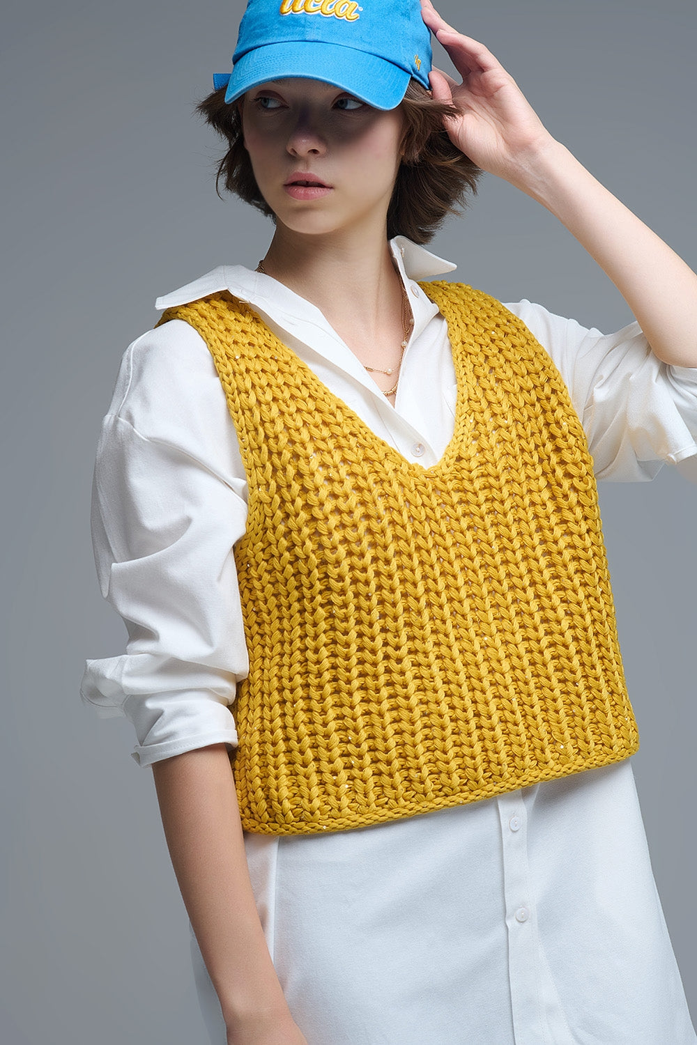 Crochet Cropped Vest in Yellow With sequins Thread