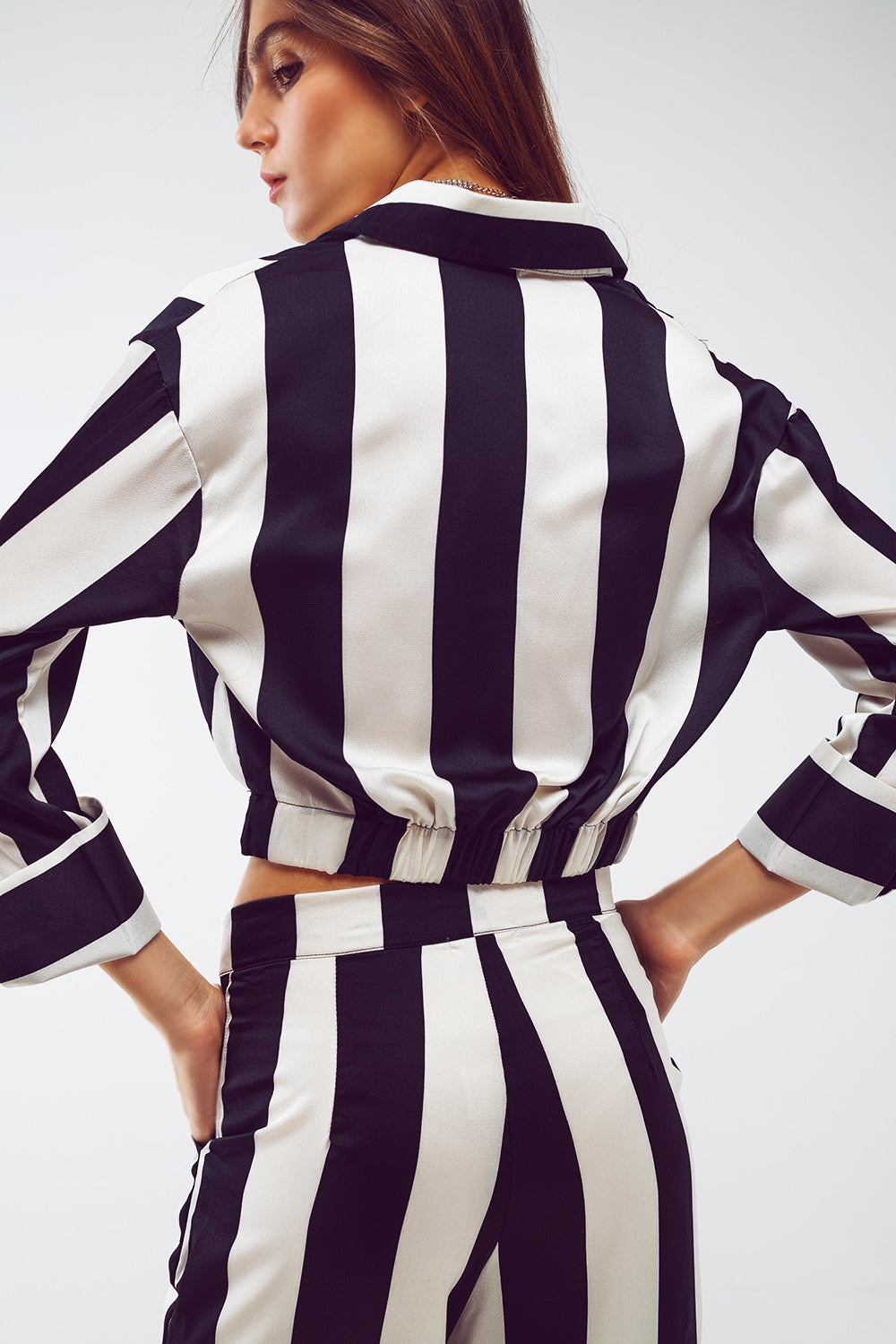 Crop Shirt With Knot Detail in Black and White Stripes