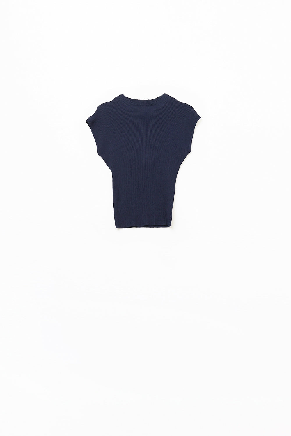 Q2 cropped sleeveless sweater in navy