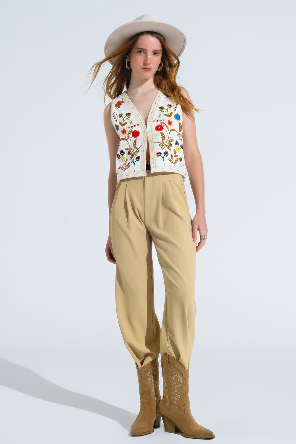 Cropped Vest With Embroidered Nature Design in White