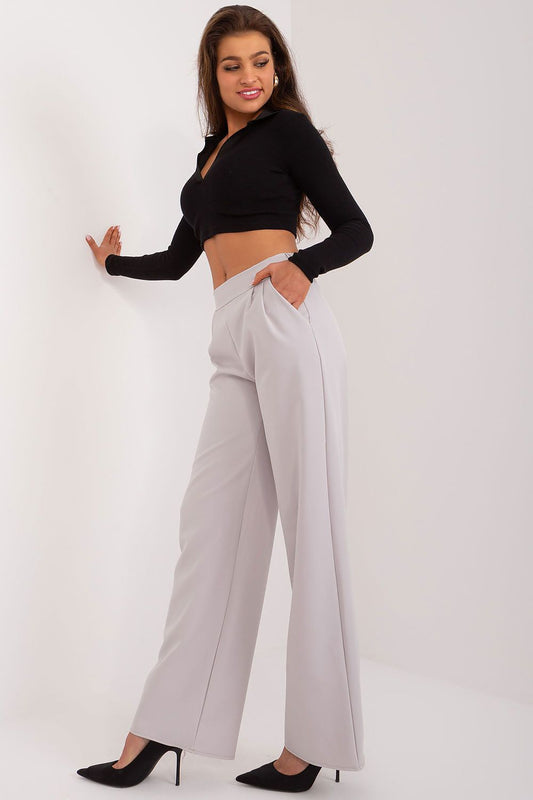 Rue Paris Elegance: Chic Trousers for Every Occasion