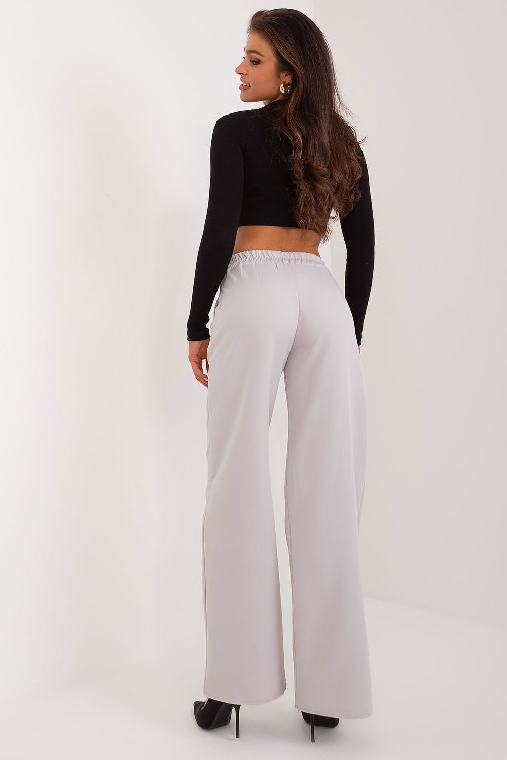 Rue Paris Elegance: Chic Trousers for Every Occasion