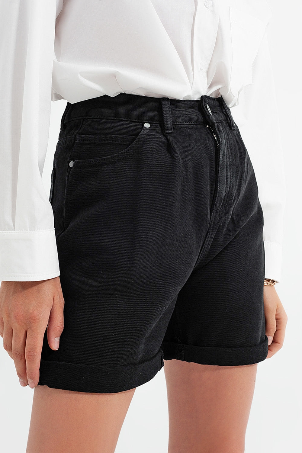 Denim mom shorts in black