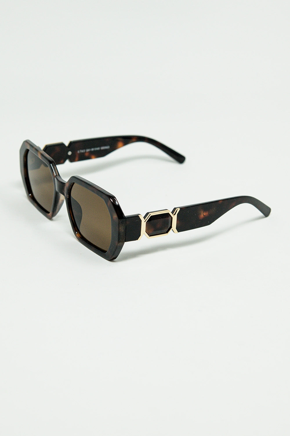 Diamond-Shaped Sunglasses In Ember with Tinted Lenses in Tortoise Shell