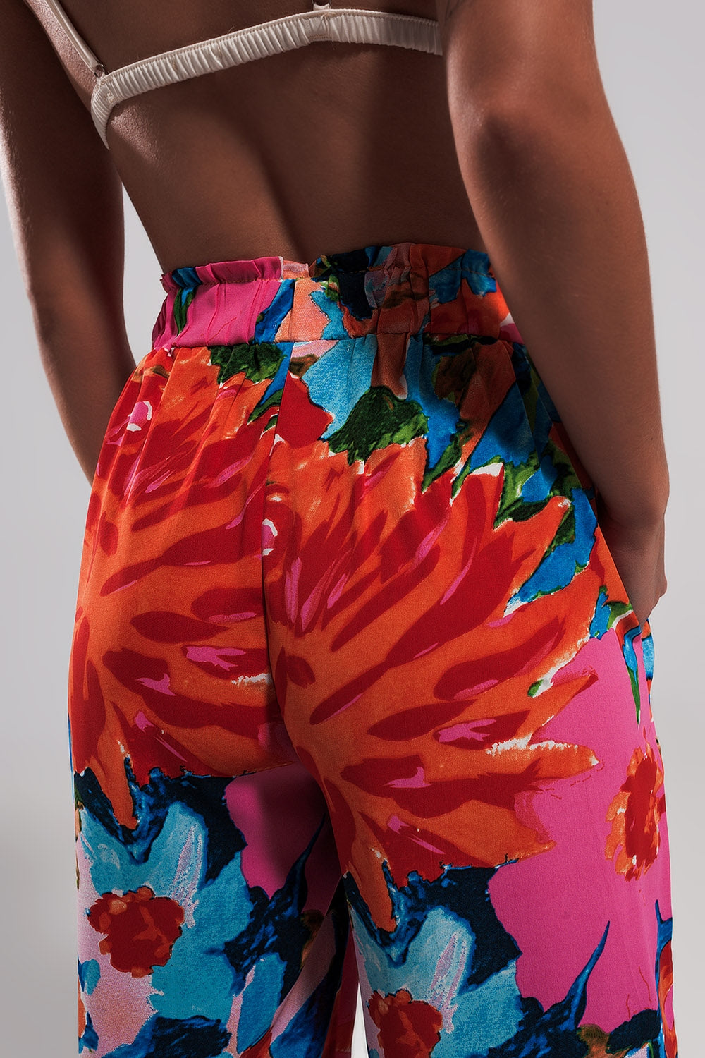 Elastic back pants in bright floral