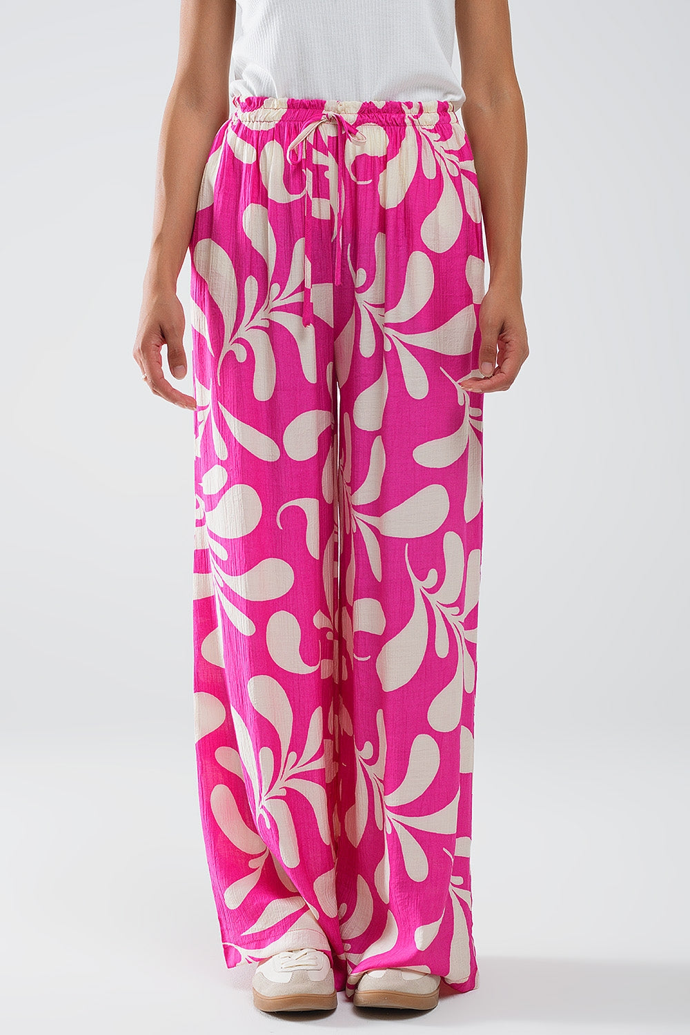 Q2 Elasticated Waist Straight Leg Pants In Fuchsia Floral Print