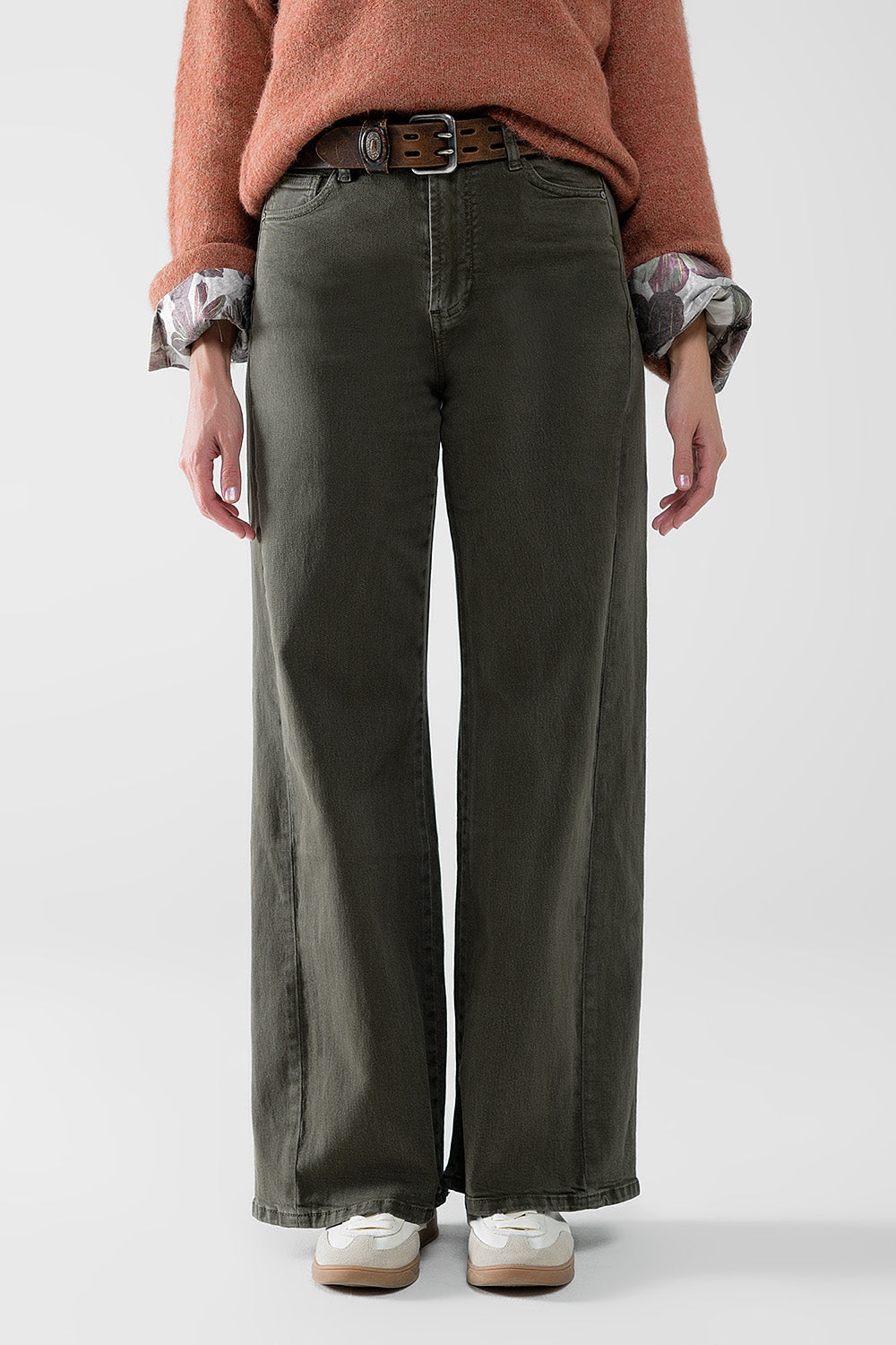 Q2 Extra wide leg Pants in olive green color