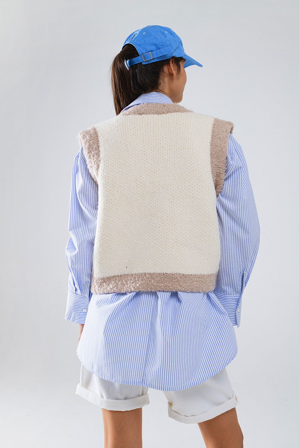 Flower Embroidered Knitted Vest in Ecru