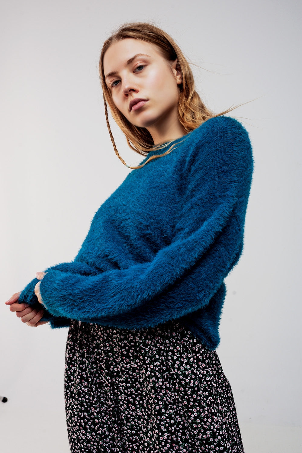 Fluffy knit jumper in blue