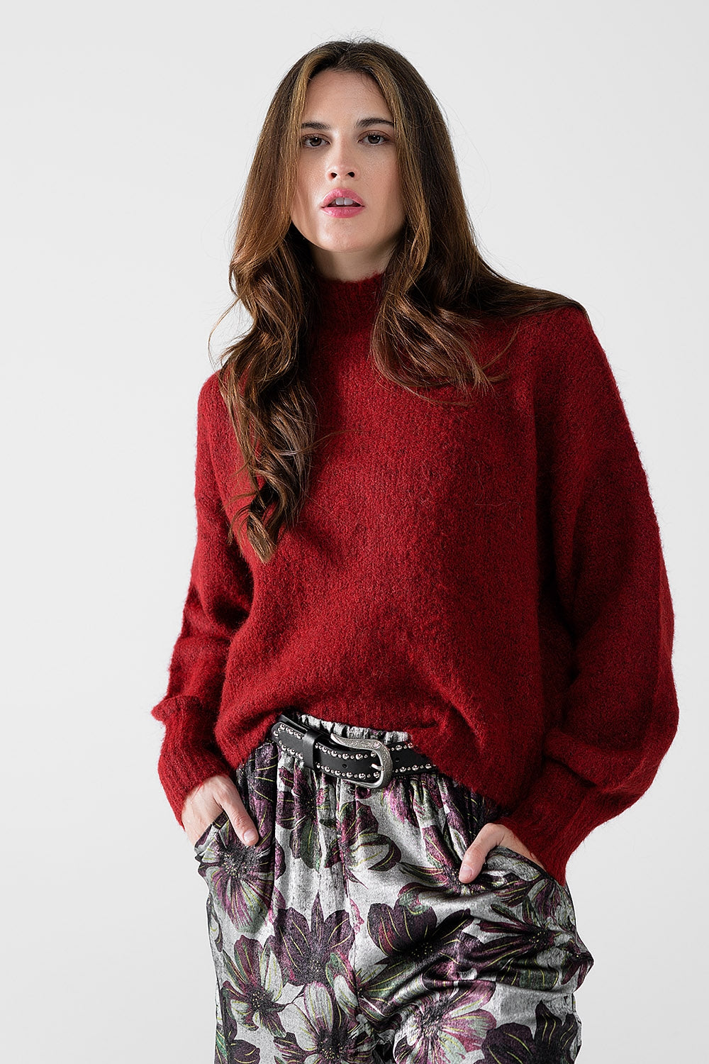 Q2 Fluffy red sweater with high neck and balloon sleeves