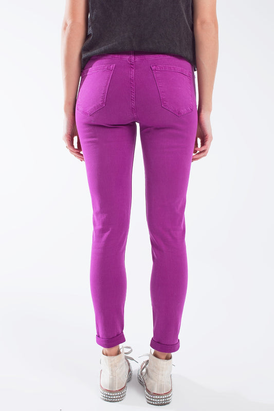 Jeans super skinny tobilleros fucsia con suaves arrugas