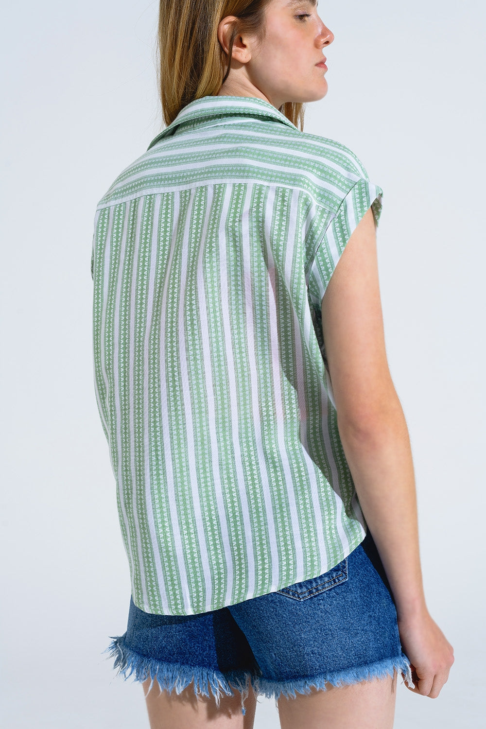 Green Blouse With Vertical Stripes And Short Sleeves