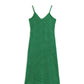 Vestido midi verde con rayas y tirantes finos