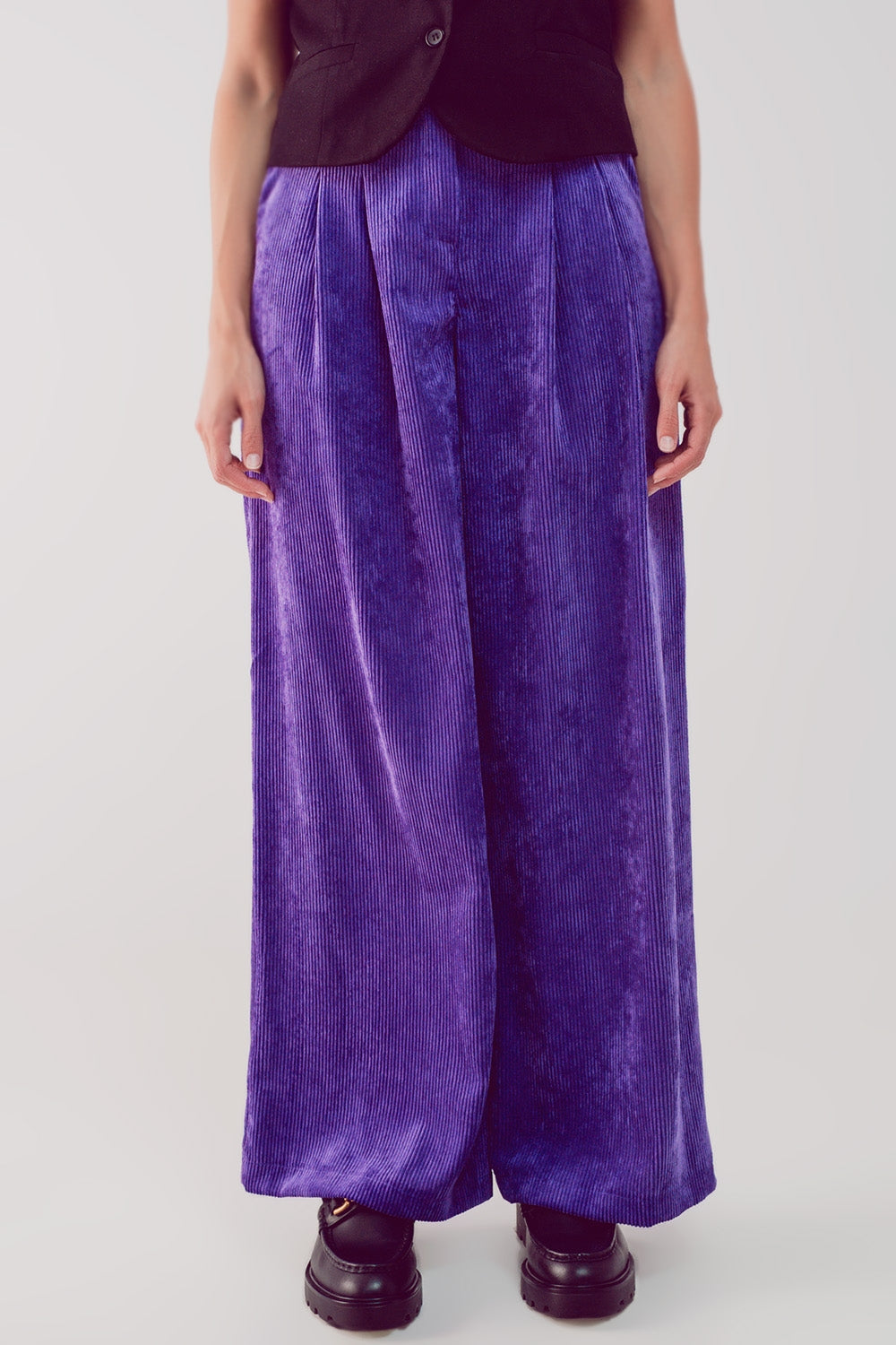 High rise straight leg pants in purple cord