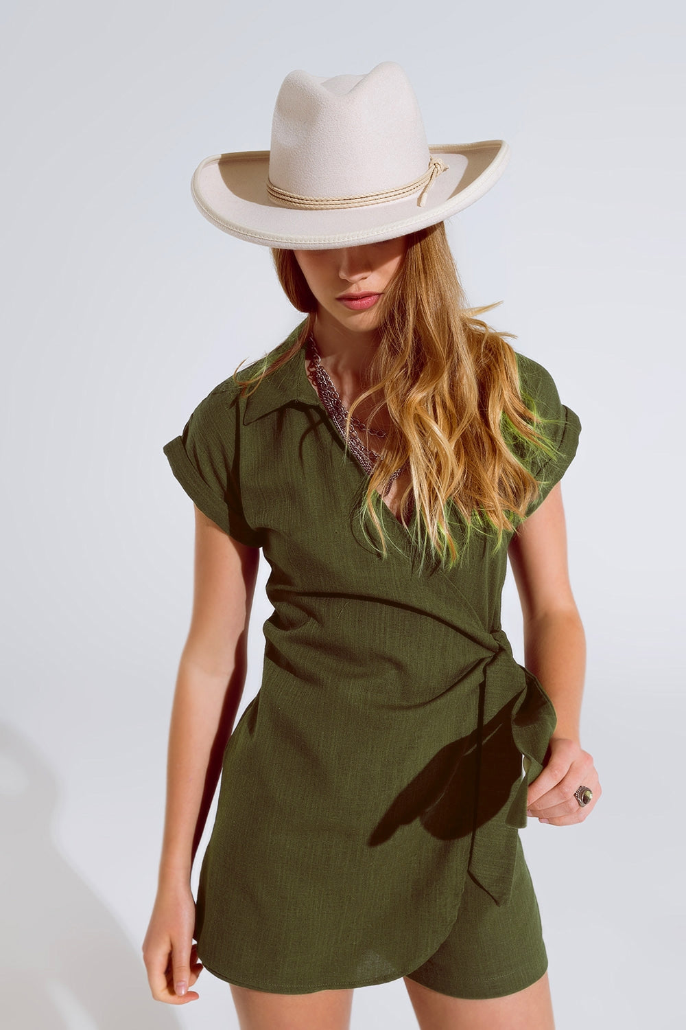 Khaki playsuit With Tie Closing At The Side