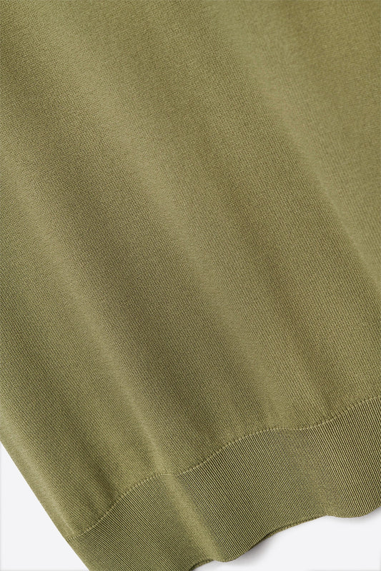 Khaki turtleneck sweater with fitted short sleeves