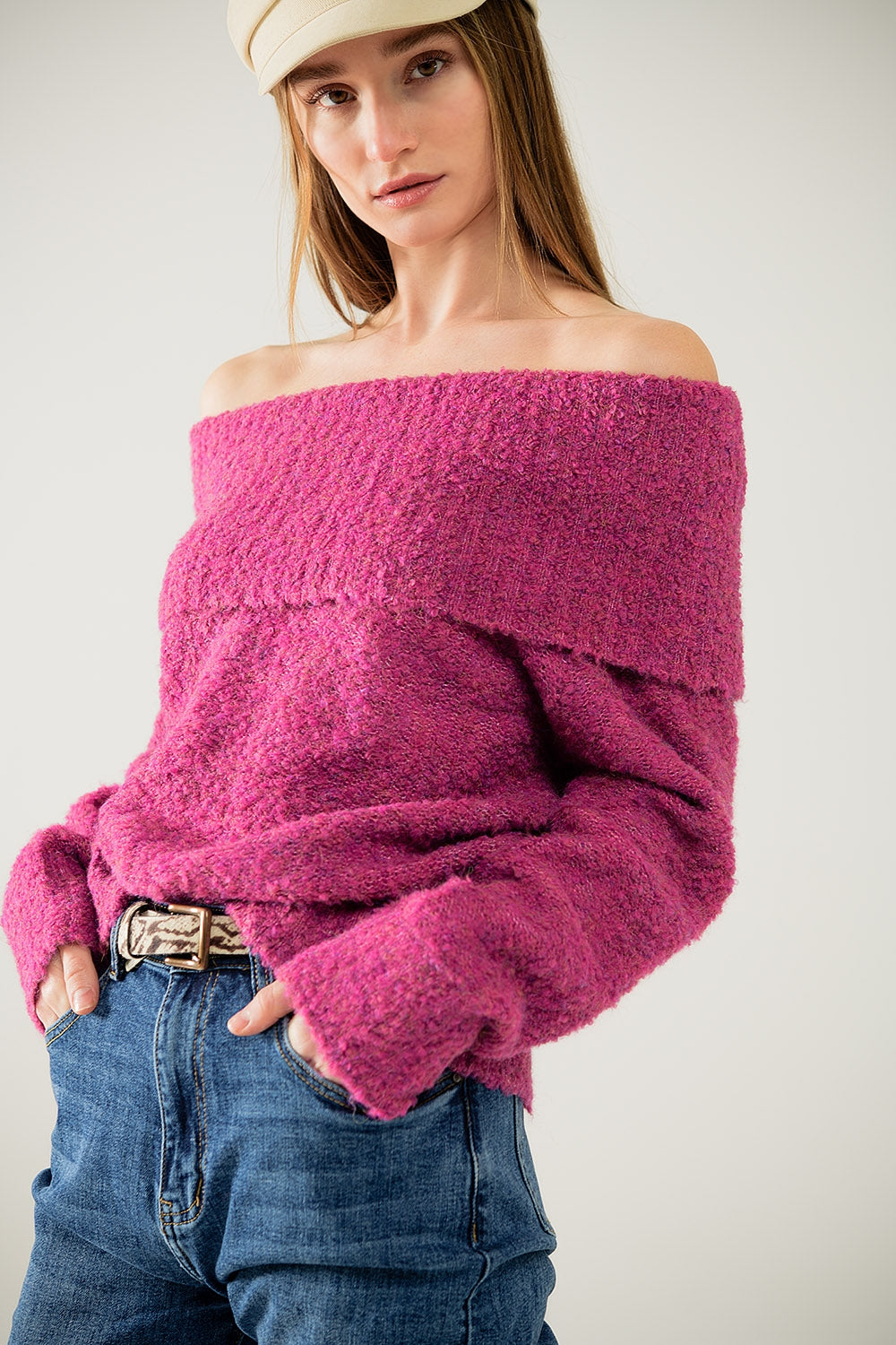 Q2 knitted fluffy boat neck sweater in fucsia