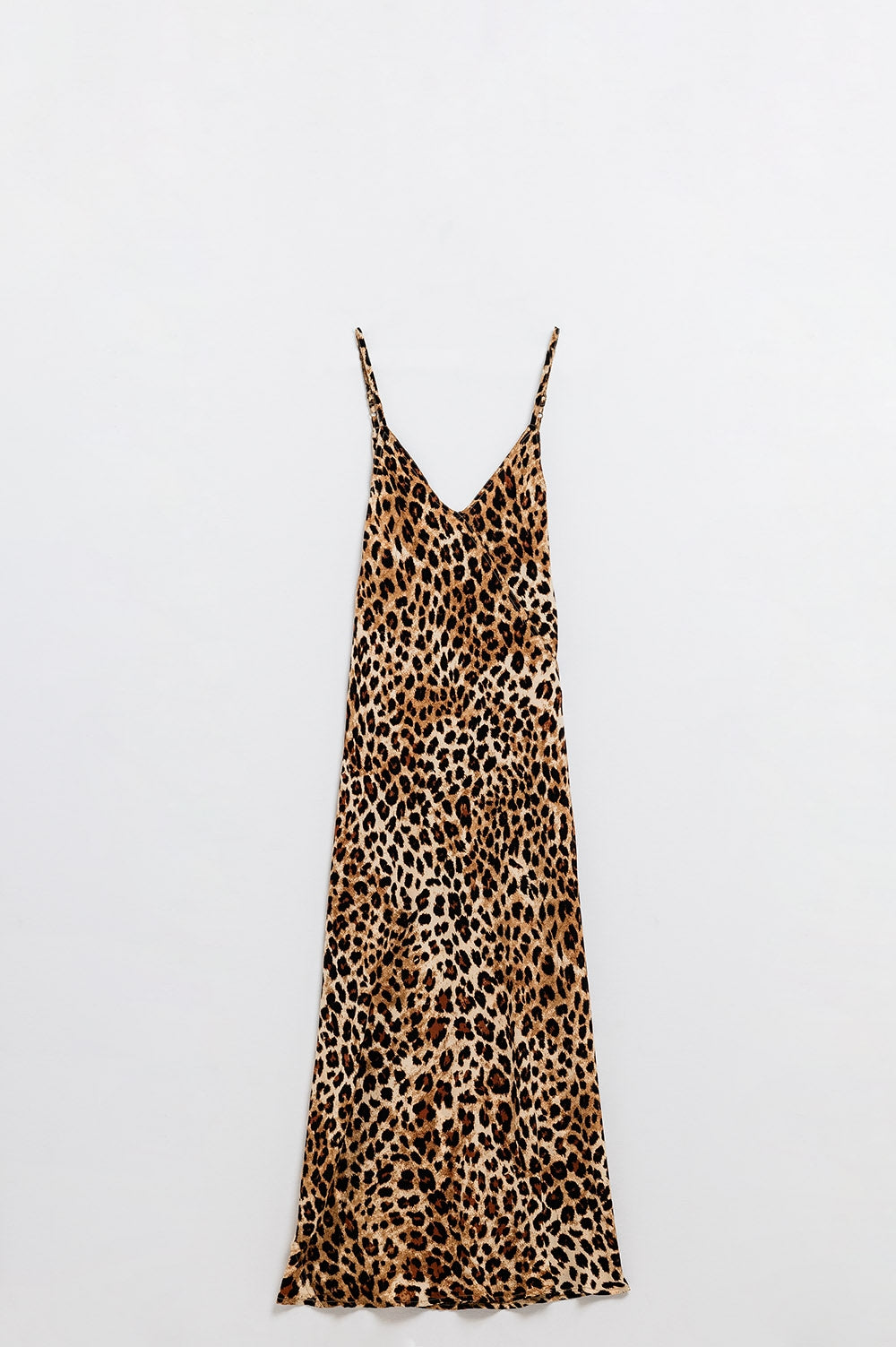 Vestido camisero midi con estampado de leopardo