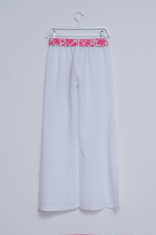 Pantalón ancho de lino con aberturas laterales en blanco