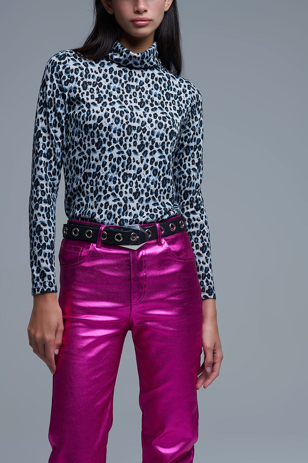 Long Sleeve Turtleneck Top in Grey Leopard Print