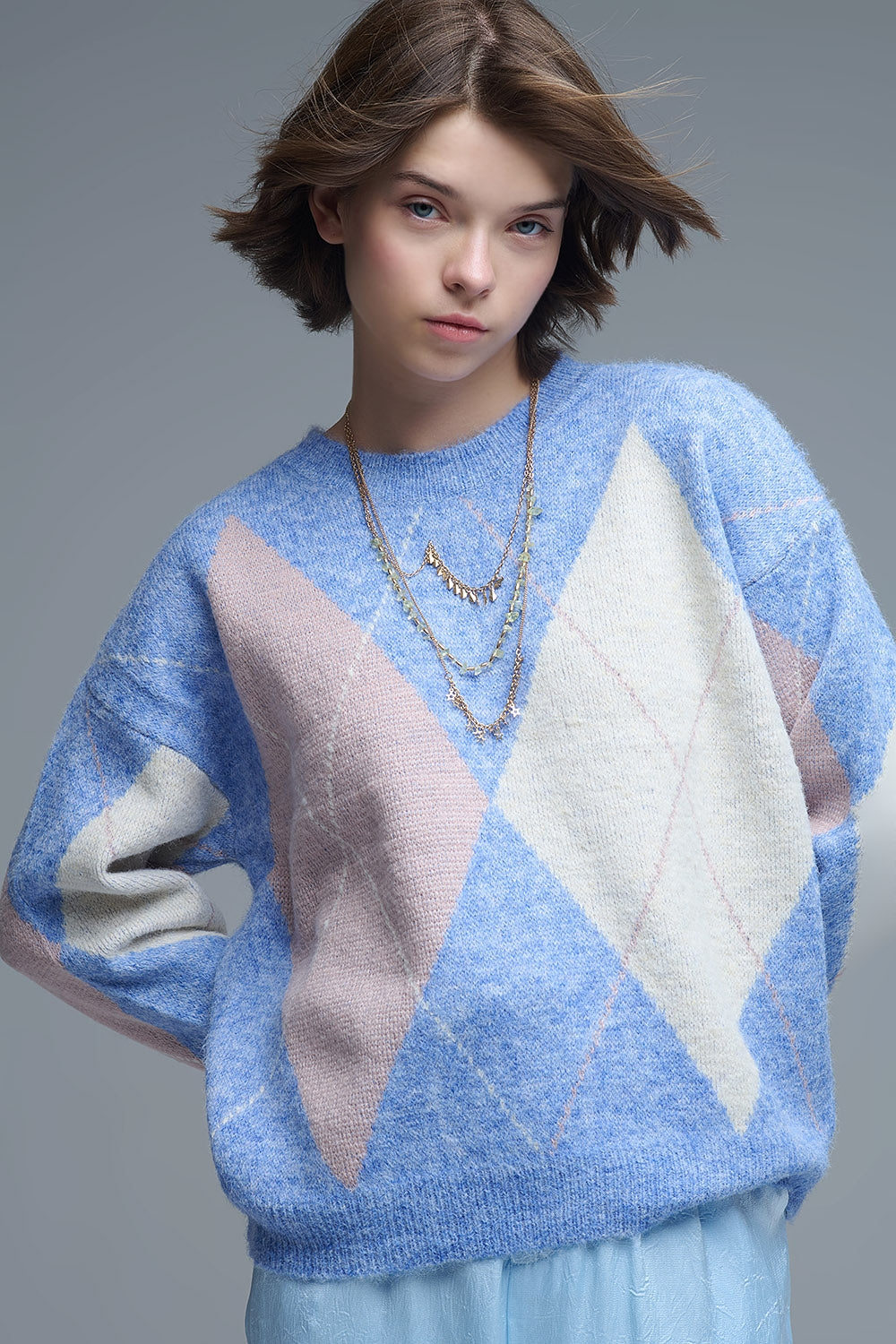 Q2 loose sweater in sky blue with diamond patterns