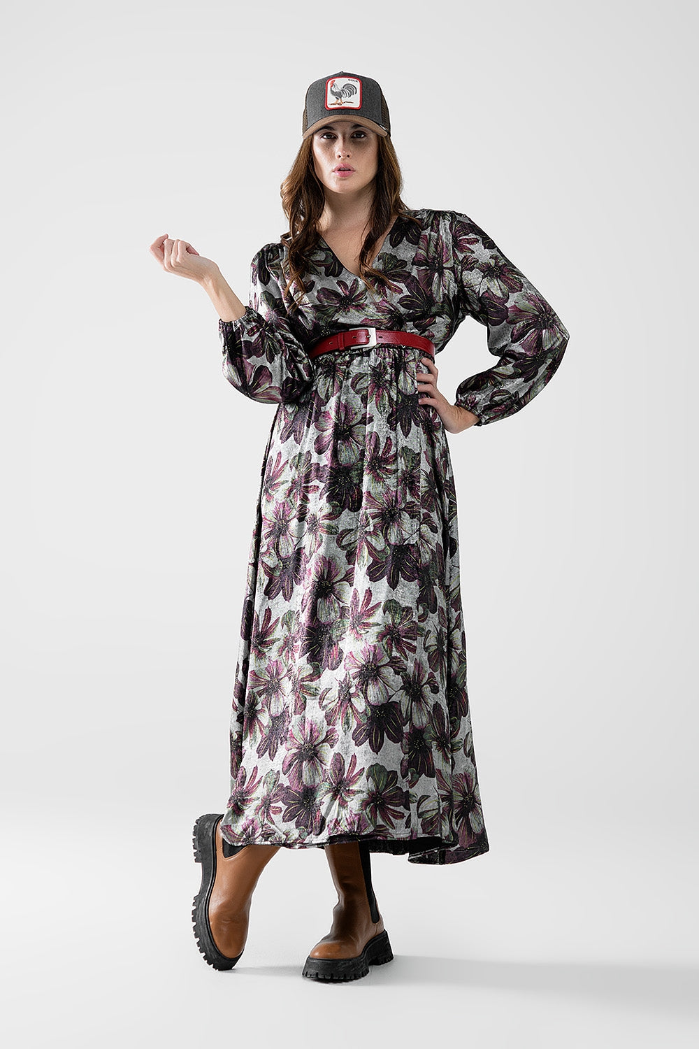 Q2 maxi dress with metallic effect flower print