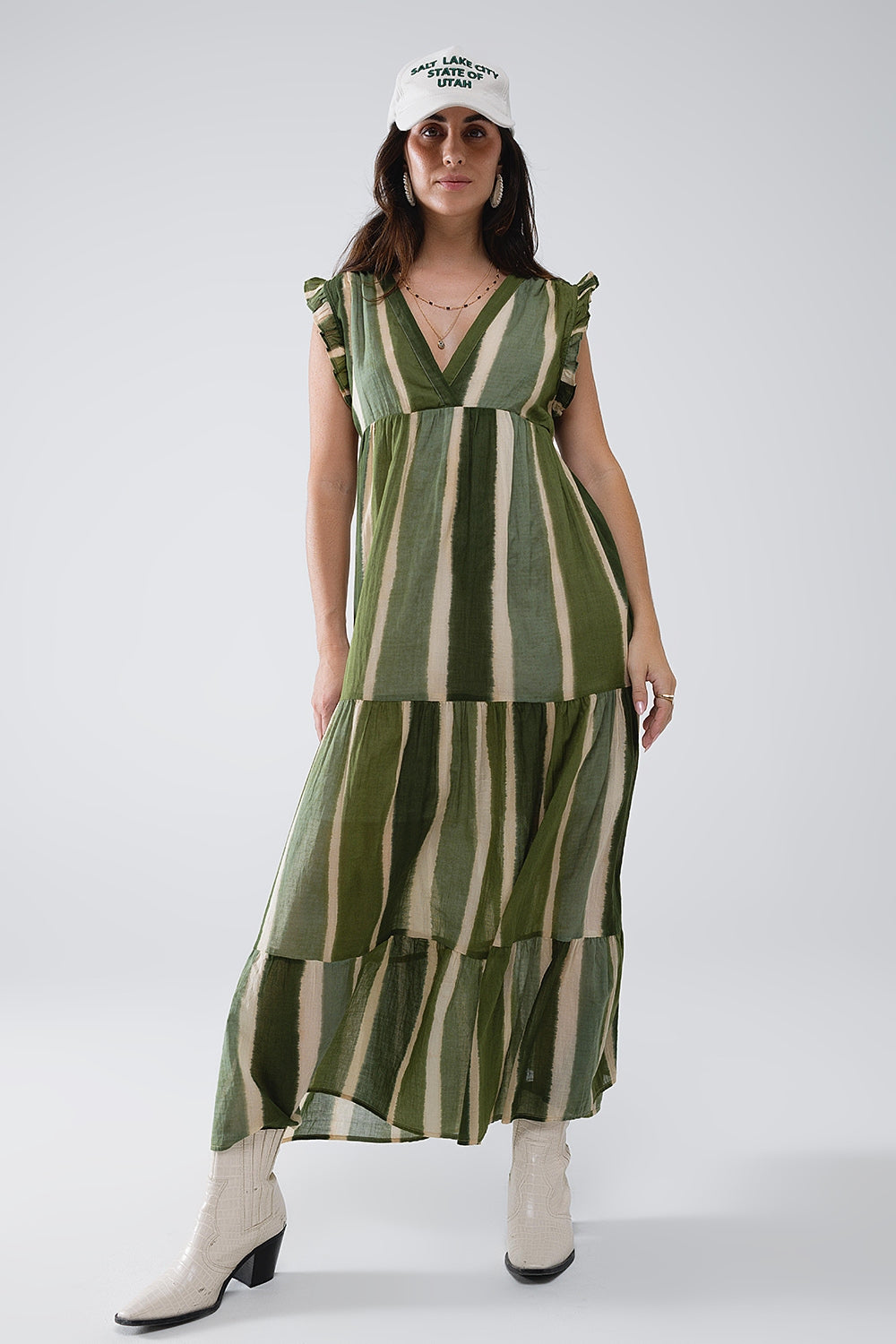 Q2 Maxi V-Neck Dress With Tiered Skirt In Striped Tie-dye Green