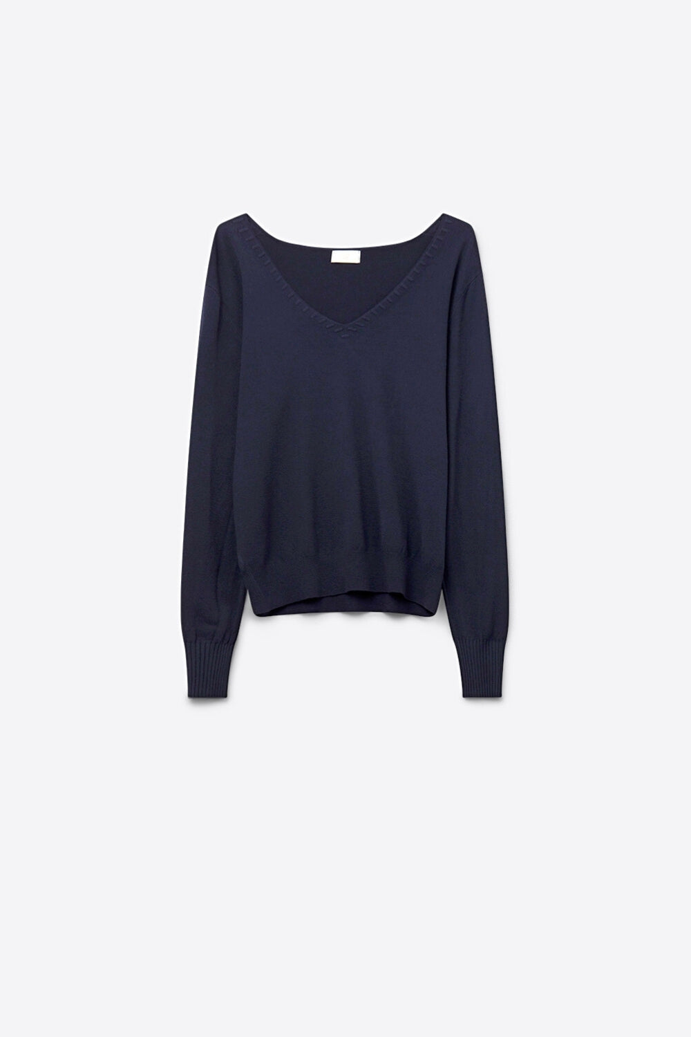 Q2 Navy sweater with V neckline