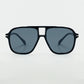 Q2 Oval Aviator Suglasses With Smoke Black Lens in Black