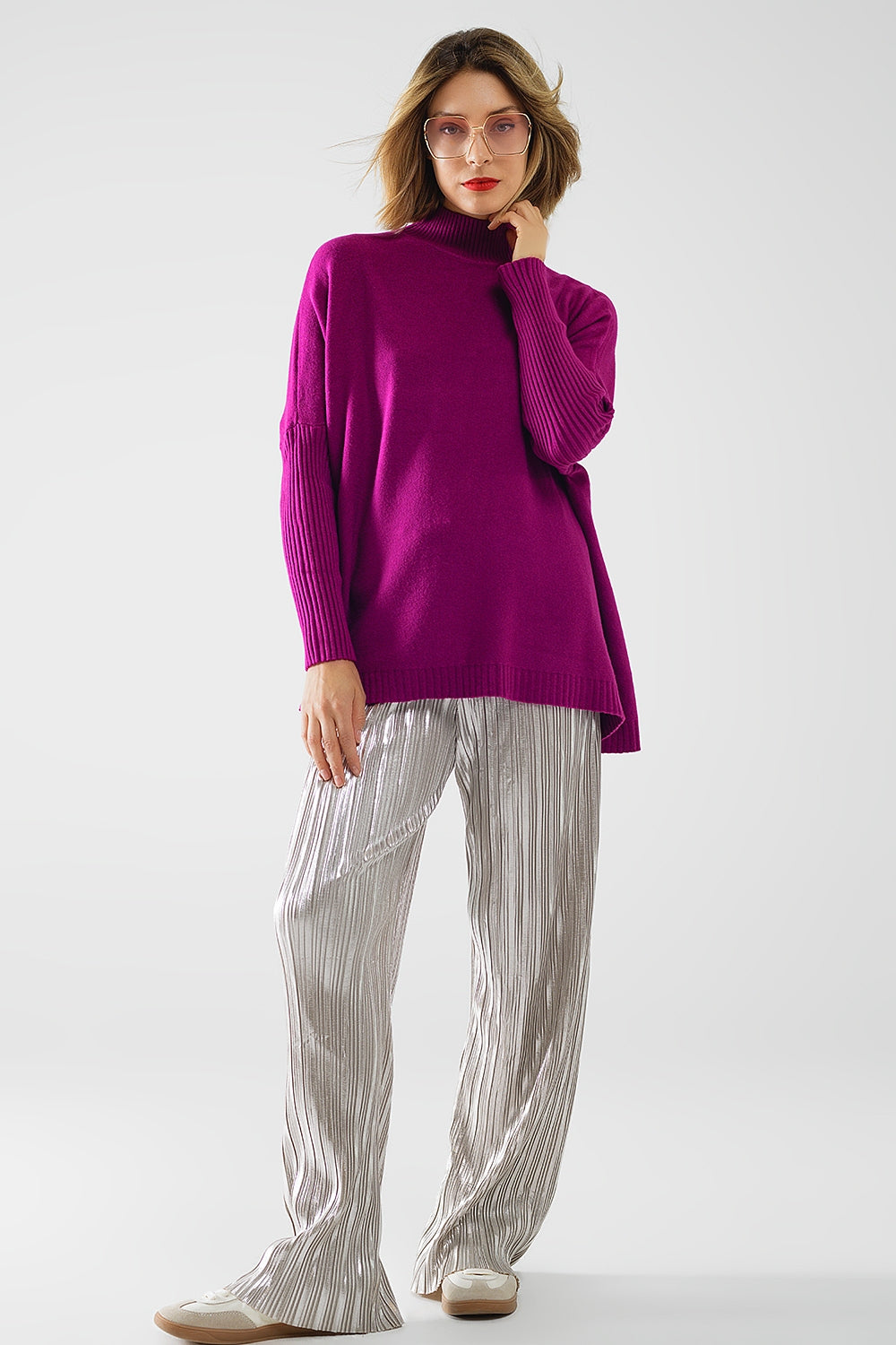 oversized soft fuchsia sweater with ribbed sleeves